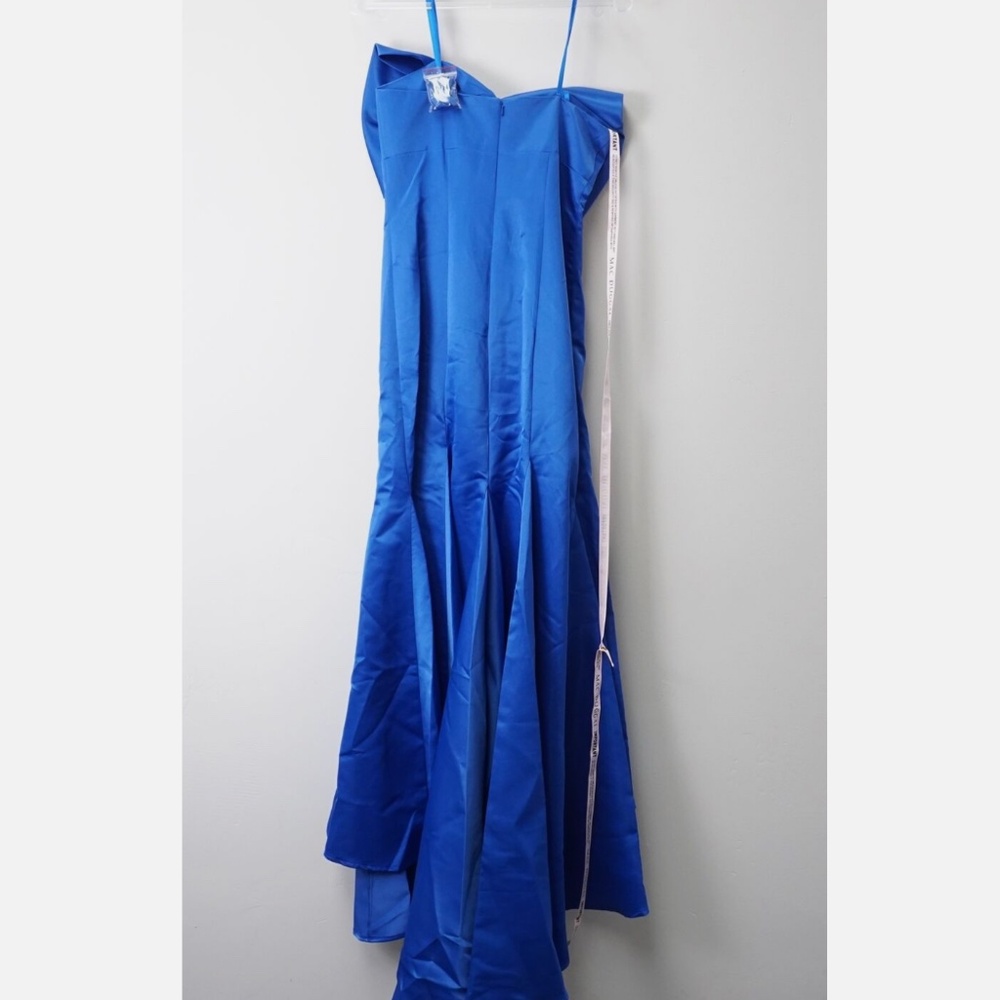 Mac Duggal Strapless Bow Mermaid Gown - Picture 3 of 11